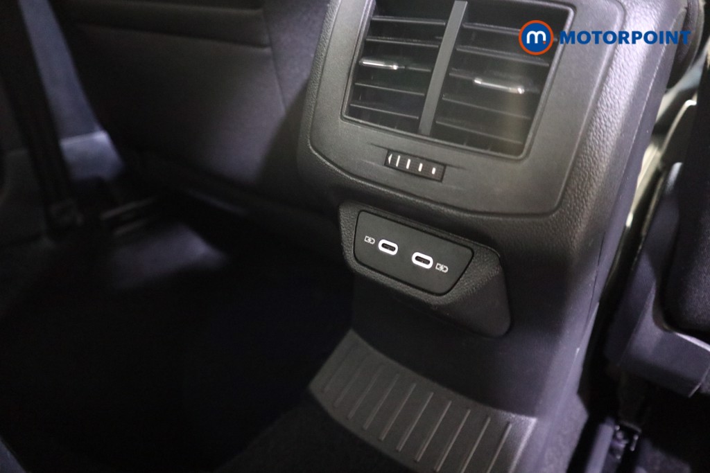 Used Volkswagen T-Roc 2023 for sale - 78095447: Photo 27