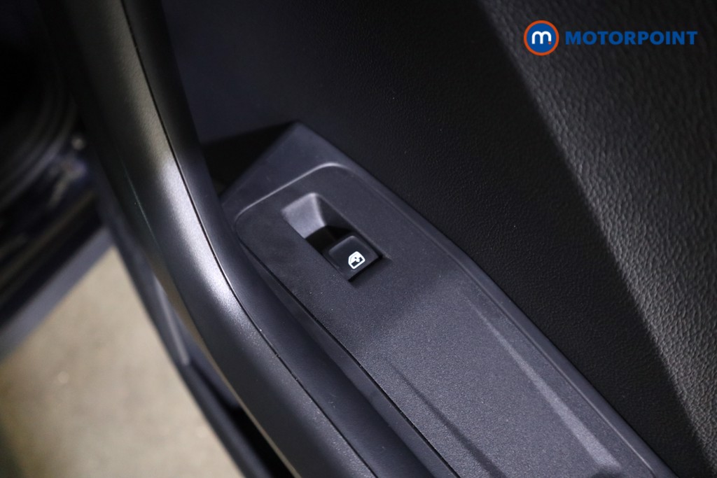 Used Volkswagen T-Roc 2023 for sale - 78095447: Photo 28