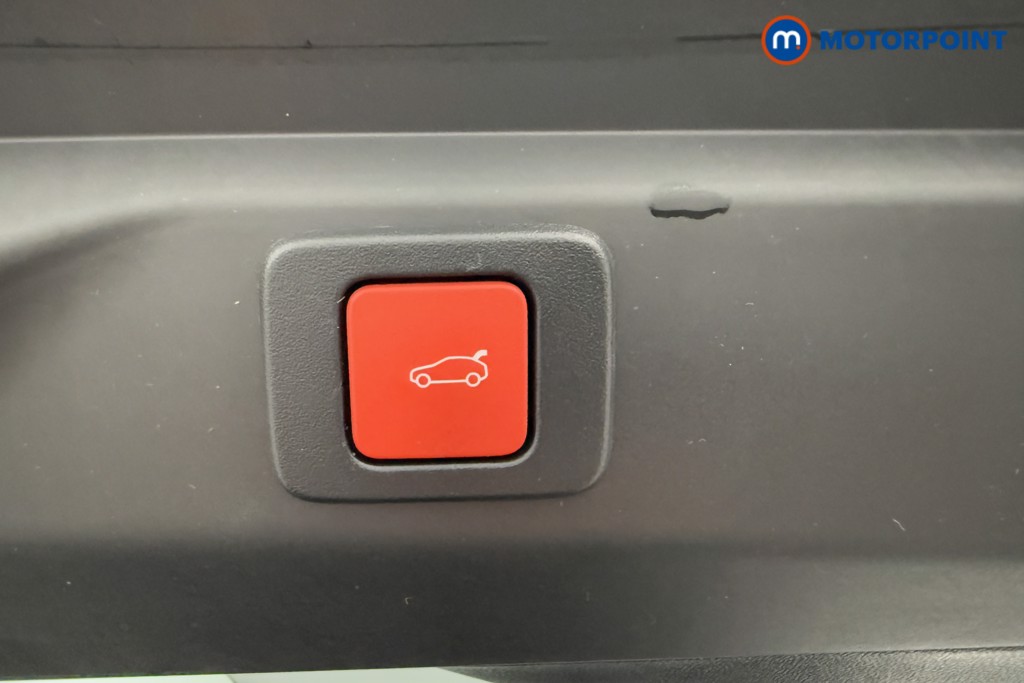 Used Peugeot 3008 2024 for sale - 76985125: Photo 42