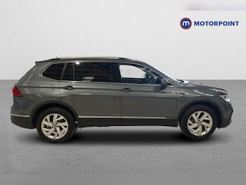 Used Volkswagen Tiguan Allspace 2023 for sale - 79408379: Photo