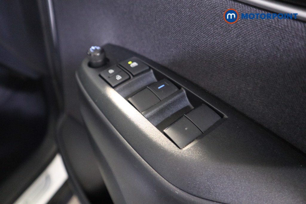 Used Toyota Yaris Cross 2023 for sale - 76628320: Photo 10