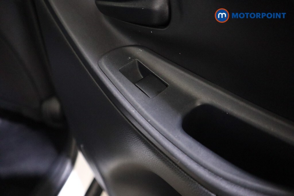 Used Toyota Yaris Cross 2023 for sale - 76628320: Photo 15