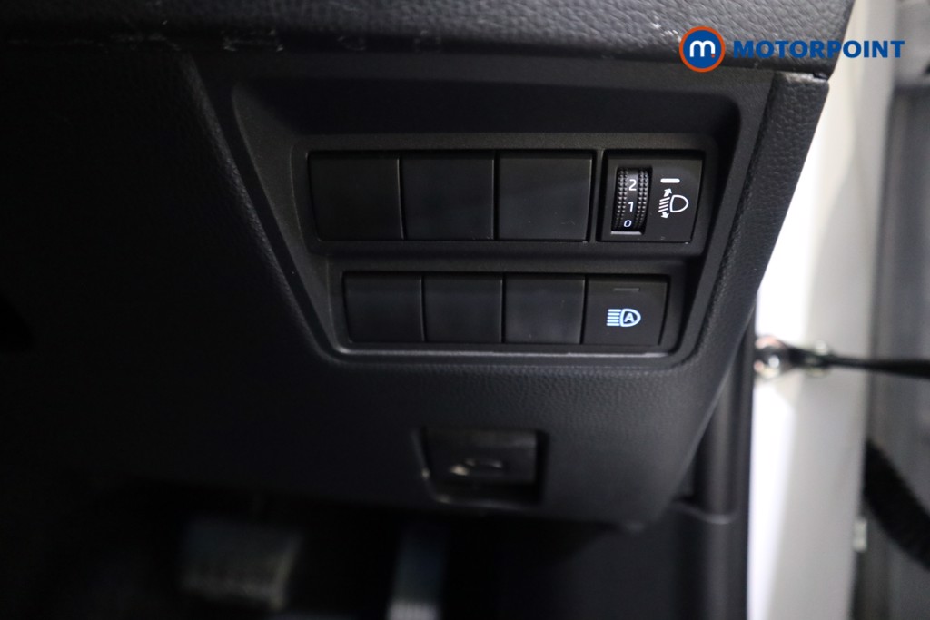 Used Toyota Yaris Cross 2023 for sale - 76628320: Photo 9