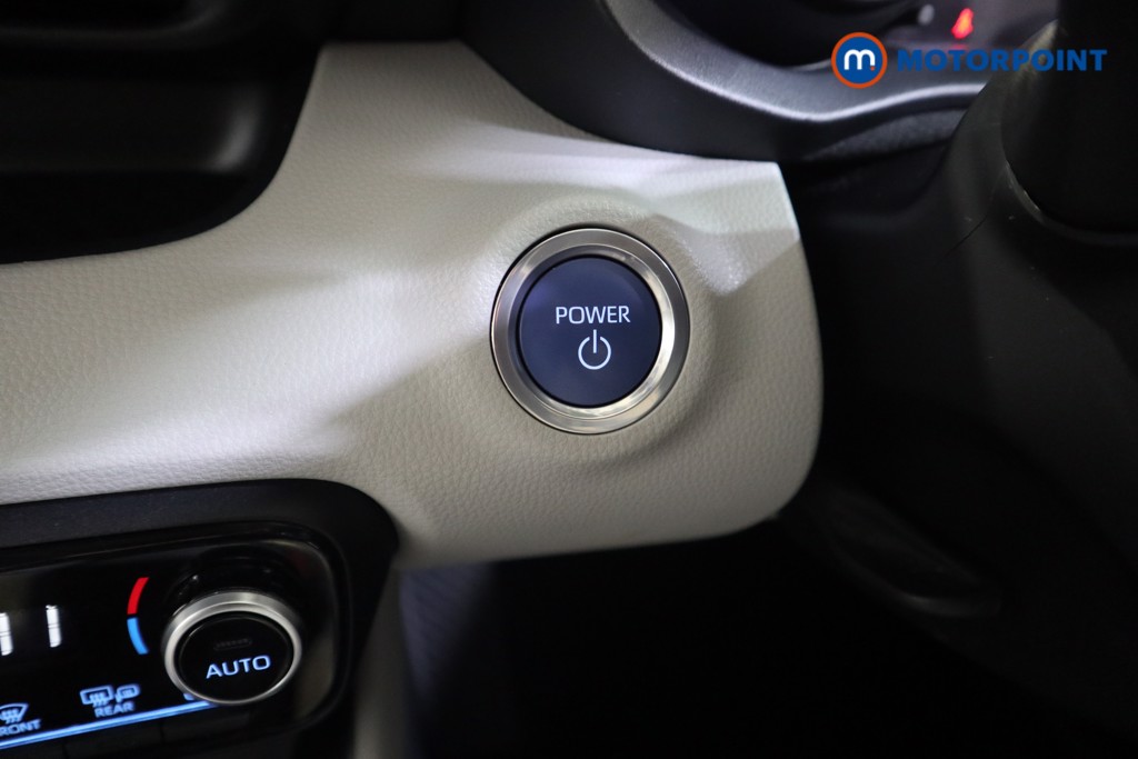 Used Toyota Yaris 2022 for sale - 76416071: Photo 15