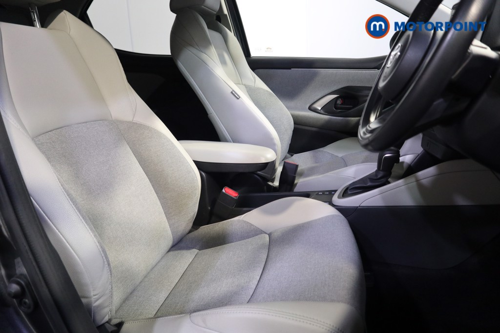 Used Toyota Yaris 2022 for sale - 76416071: Photo 22