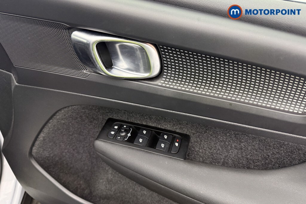 Used Volvo XC40 2021 for sale - 78123645: Photo 17