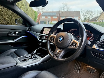 Used BMW 3 Series 2019 for sale - 77721427: Photo