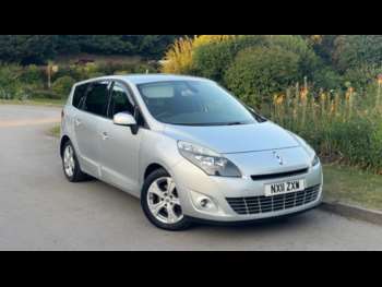 2011 (11) - 1.9 dCi Dynamique TomTom 5dr