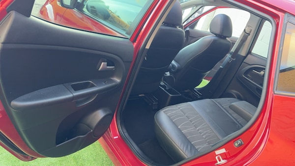 Used Kia Venga 2012 for sale - 75330113: Photo 18