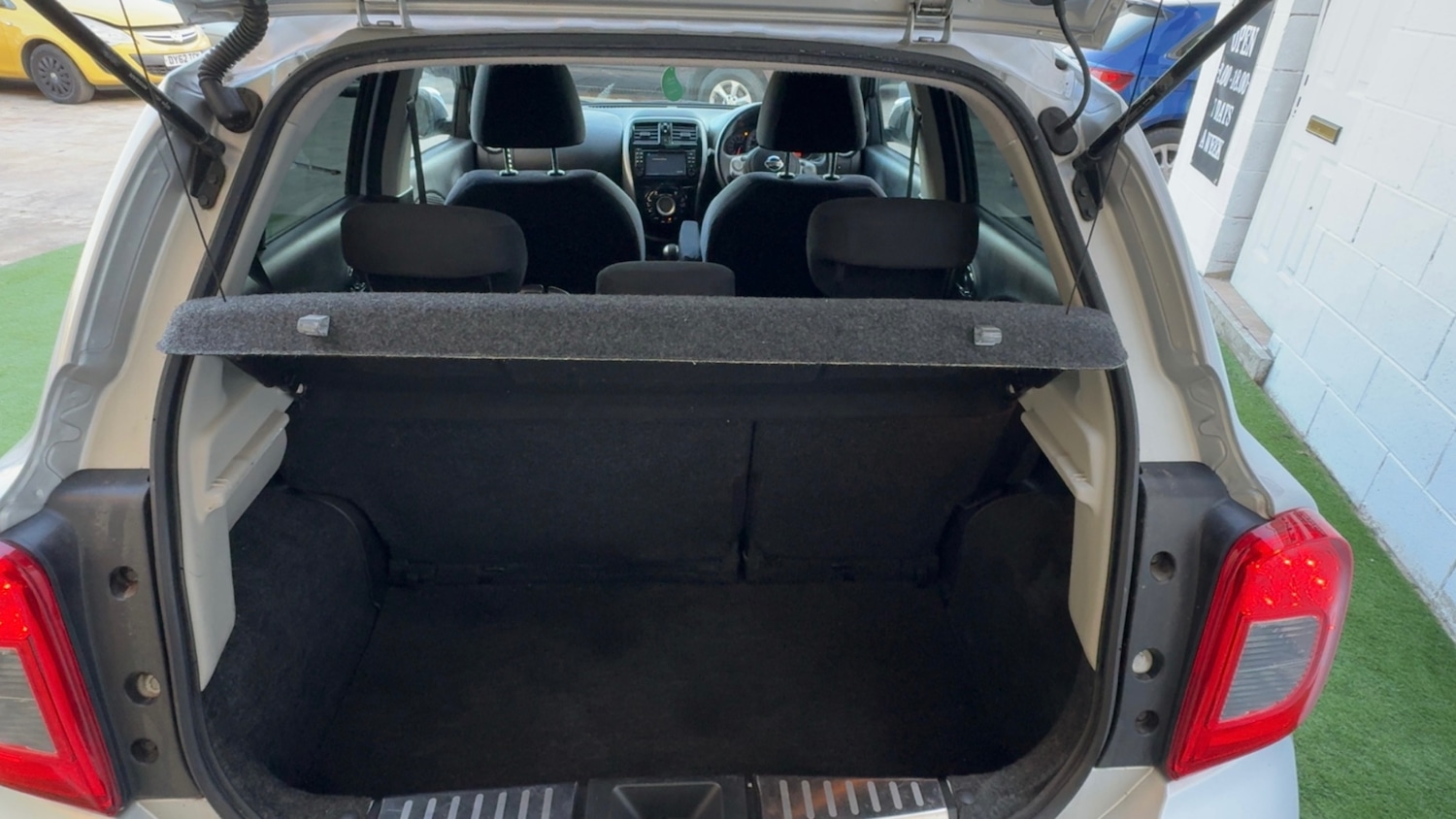 Vehicle 19