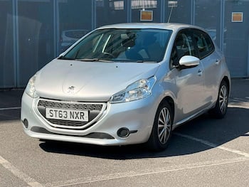 Used Peugeot 208 2013 for sale - 79634911: Photo