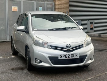 Used Toyota Yaris 2012 for sale - 79621885: Photo