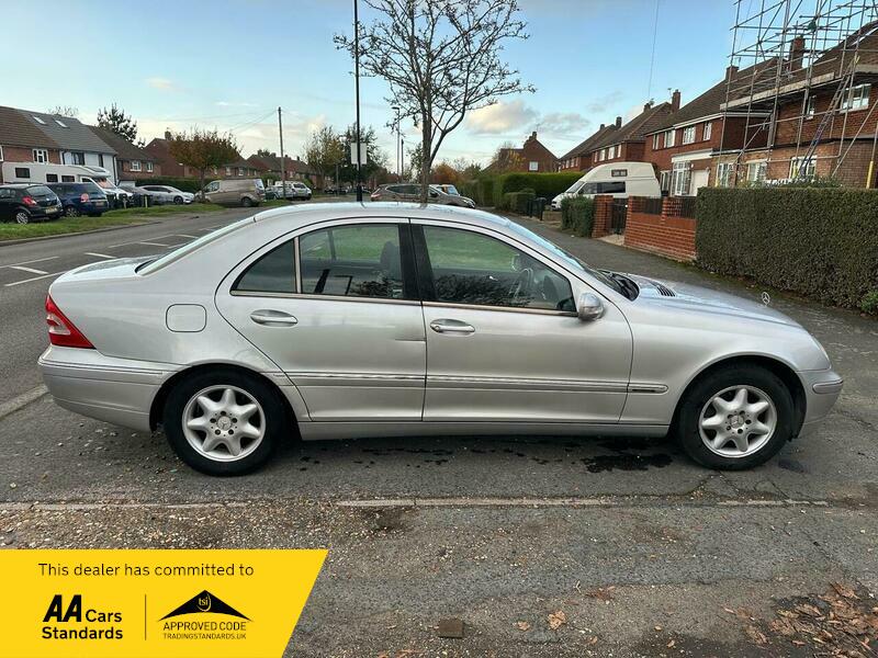 Used Mercedes-Benz C Class 2003 for sale - 76878226: Photo 8
