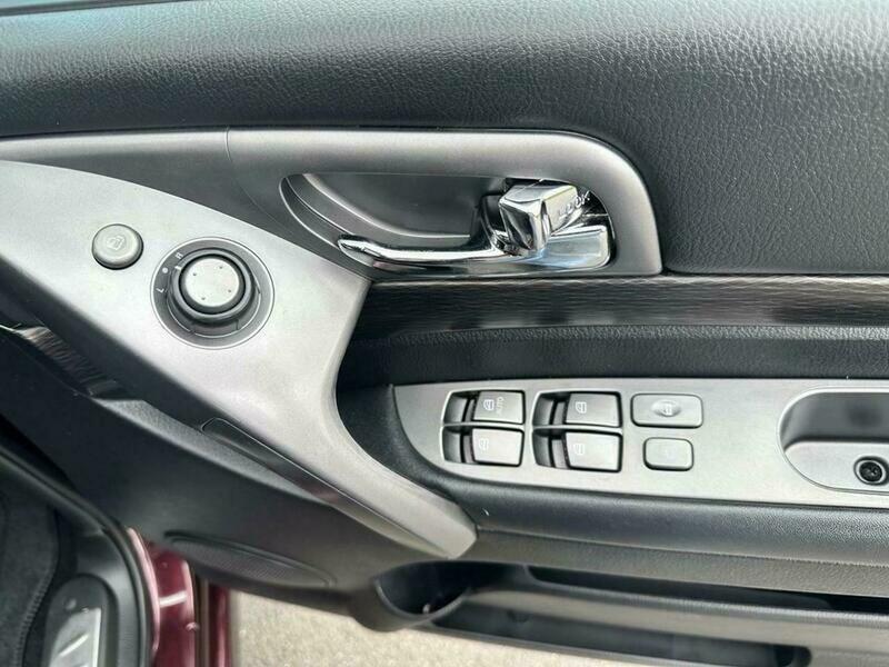 Used Ssangyong Turismo 2017 for sale - 76878191: Photo 24