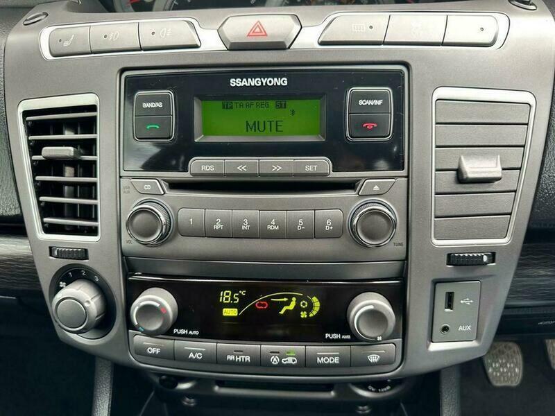 Used Ssangyong Turismo 2017 for sale - 76878191: Photo 40