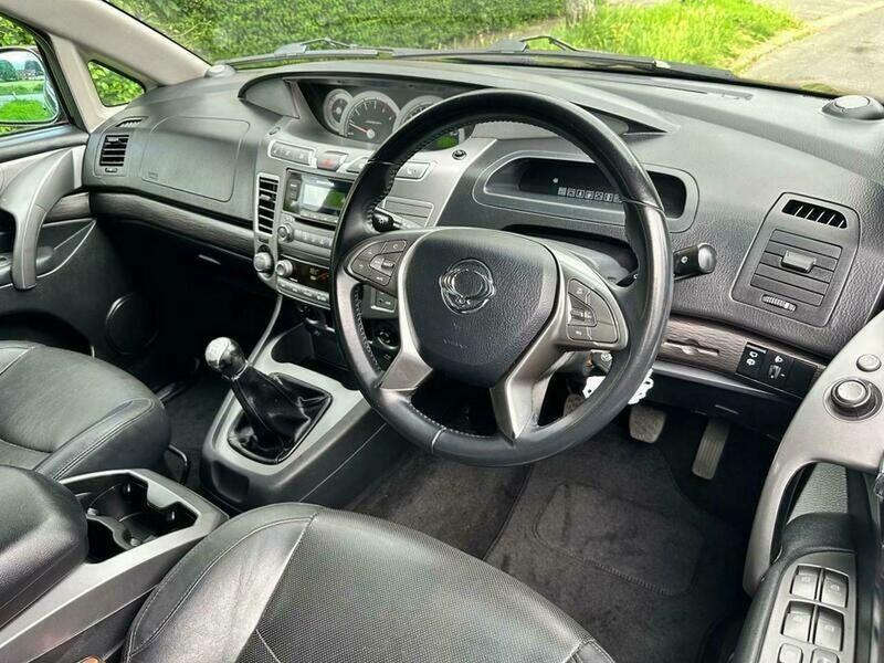Used Ssangyong Turismo 2017 for sale - 76878191: Photo 46