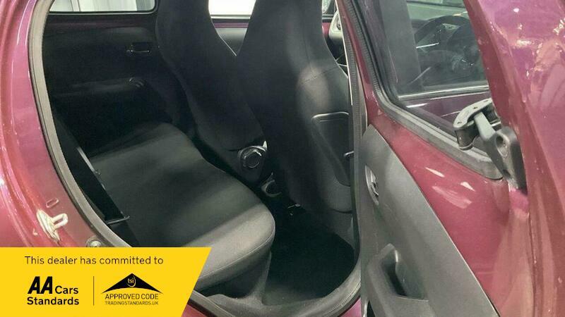Used Peugeot 108 2015 for sale - 76227983: Photo 15