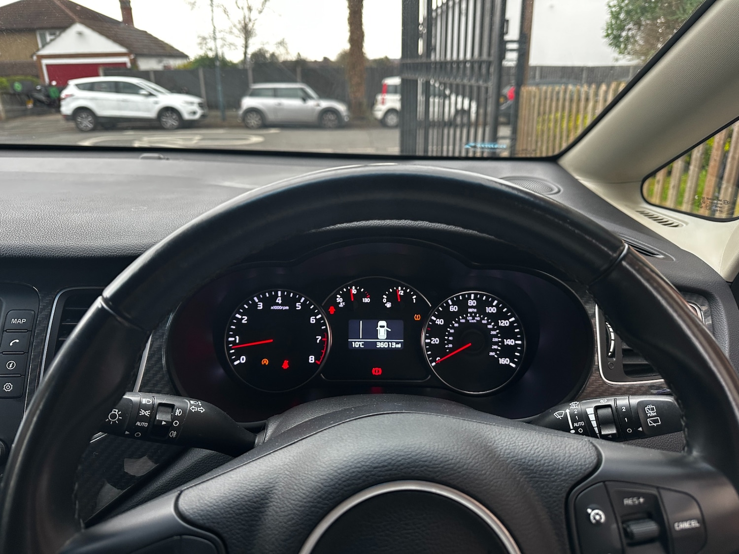 Used Kia Carens 2017 for sale - 78109014: Photo 33