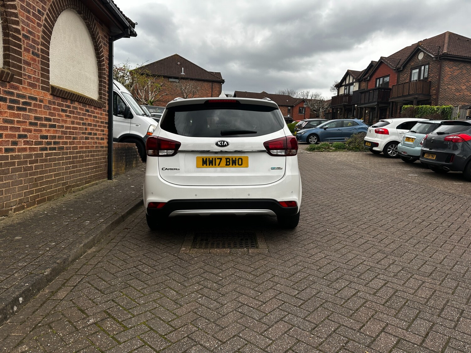 Used Kia Carens 2017 for sale - 78109014: Photo 8