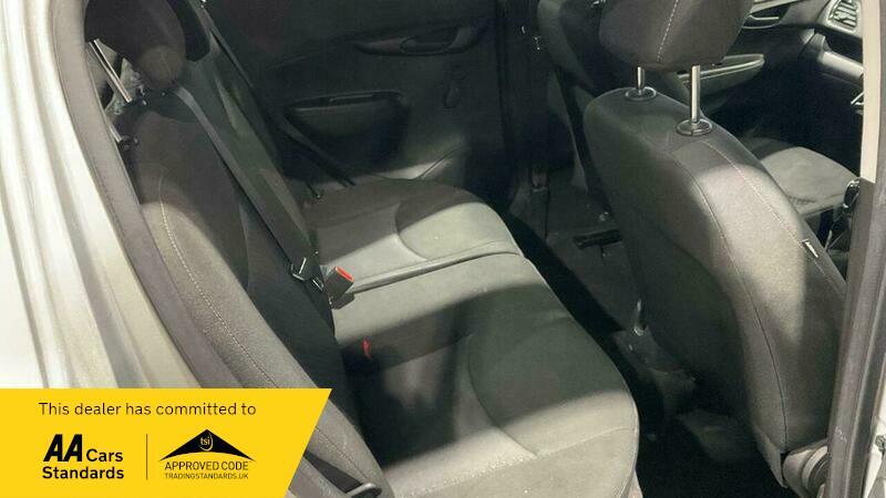 Used Vauxhall Viva 2016 for sale - 76409194: Photo 6