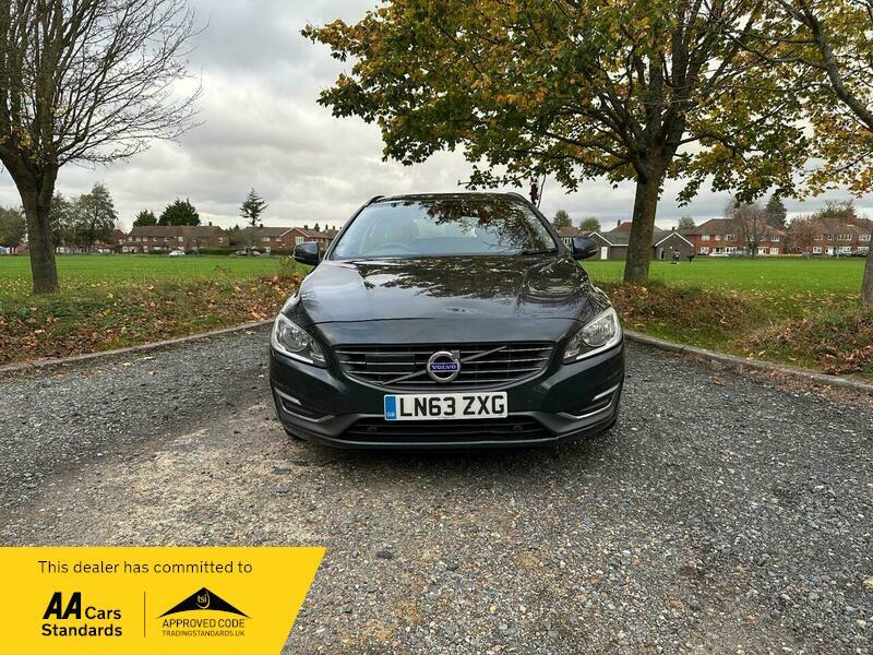 Used Volvo V60 2013 for sale - 76239209: Photo 1