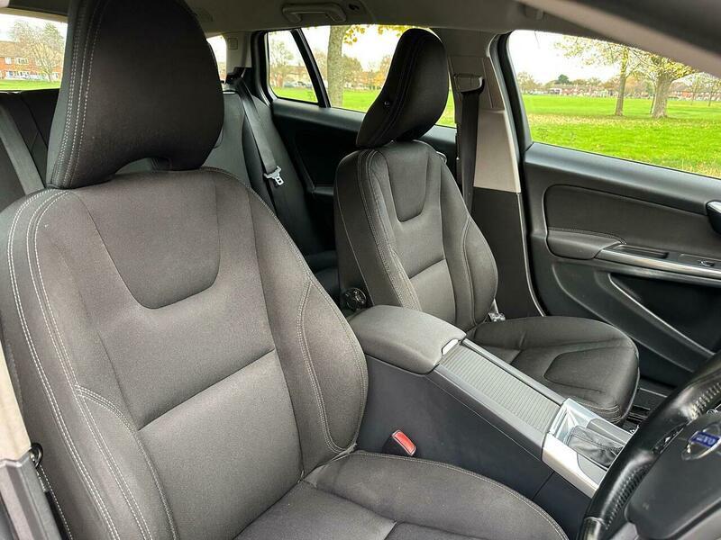 Used Volvo V60 2013 for sale - 76239209: Photo 15