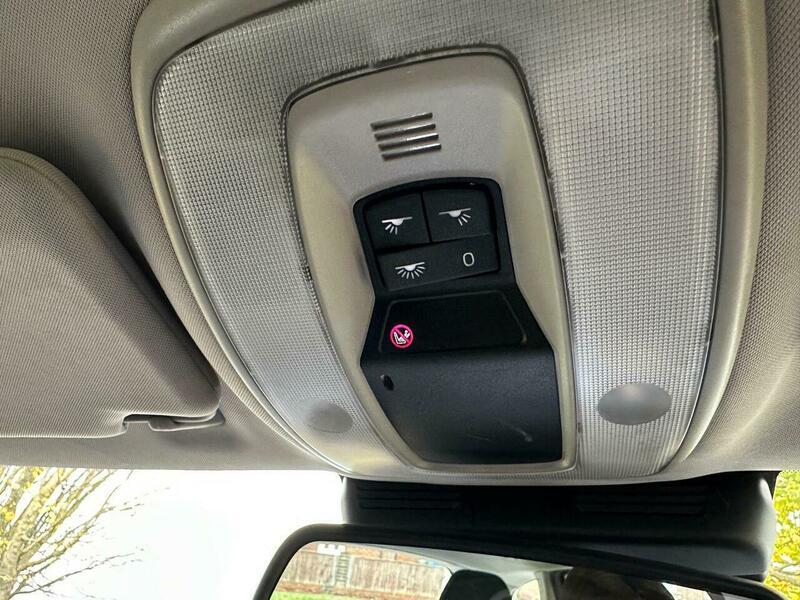 Used Volvo V60 2013 for sale - 76239209: Photo 27