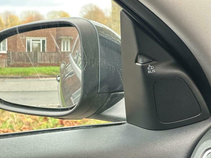 Used Volvo V60 2013 for sale - 76239209: Photo 52