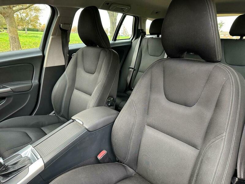 Used Volvo V60 2013 for sale - 76239209: Photo 56