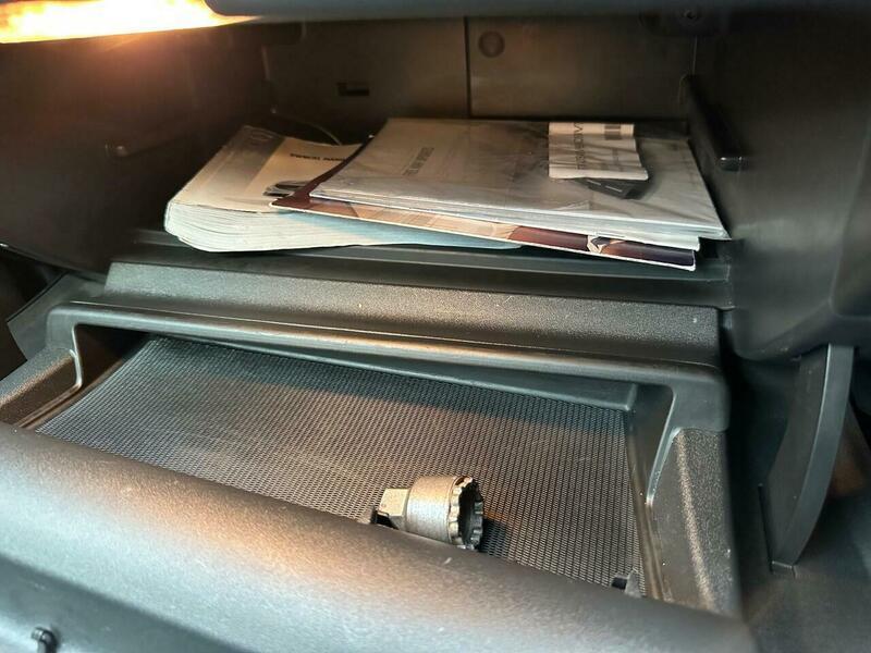 Used Volvo V60 2013 for sale - 76239209: Photo 79