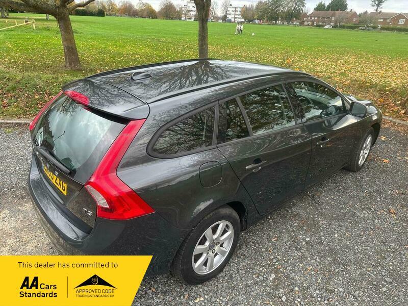 Used Volvo V60 2013 for sale - 76239209: Photo 9