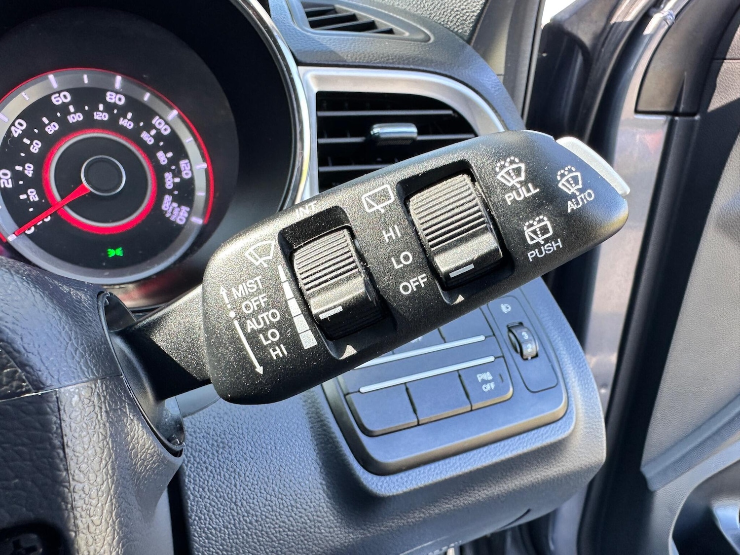 Used Ssangyong Tivoli 2016 for sale - 76152093: Photo 25