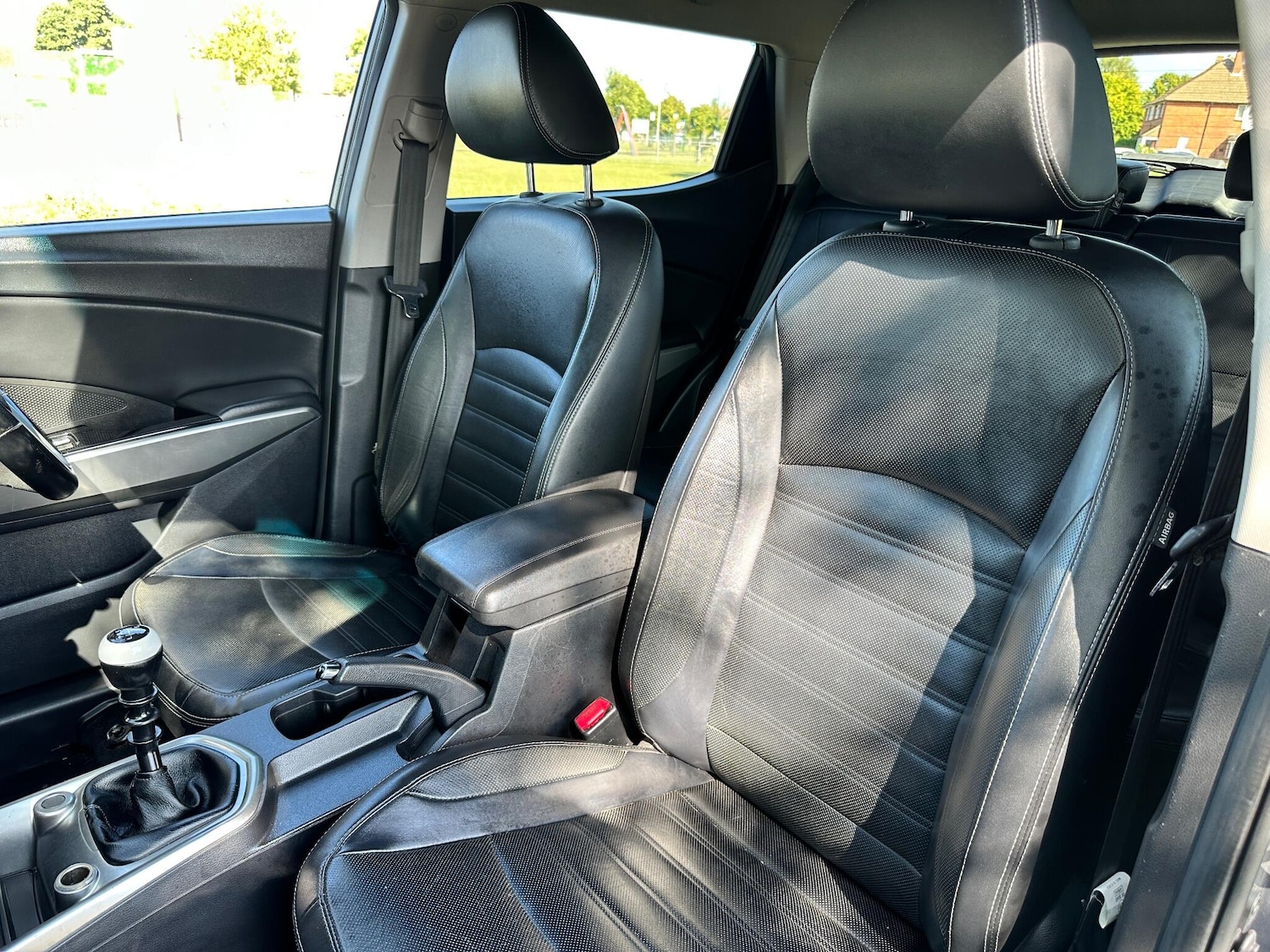 Used Ssangyong Tivoli 2016 for sale - 76152093: Photo 40