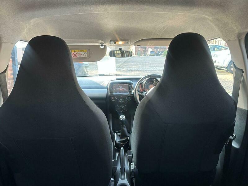 Used Peugeot 108 2015 for sale - 76878244: Photo 16