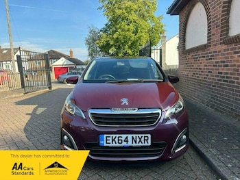 2015 - 1.2 VTi Allure 5dr