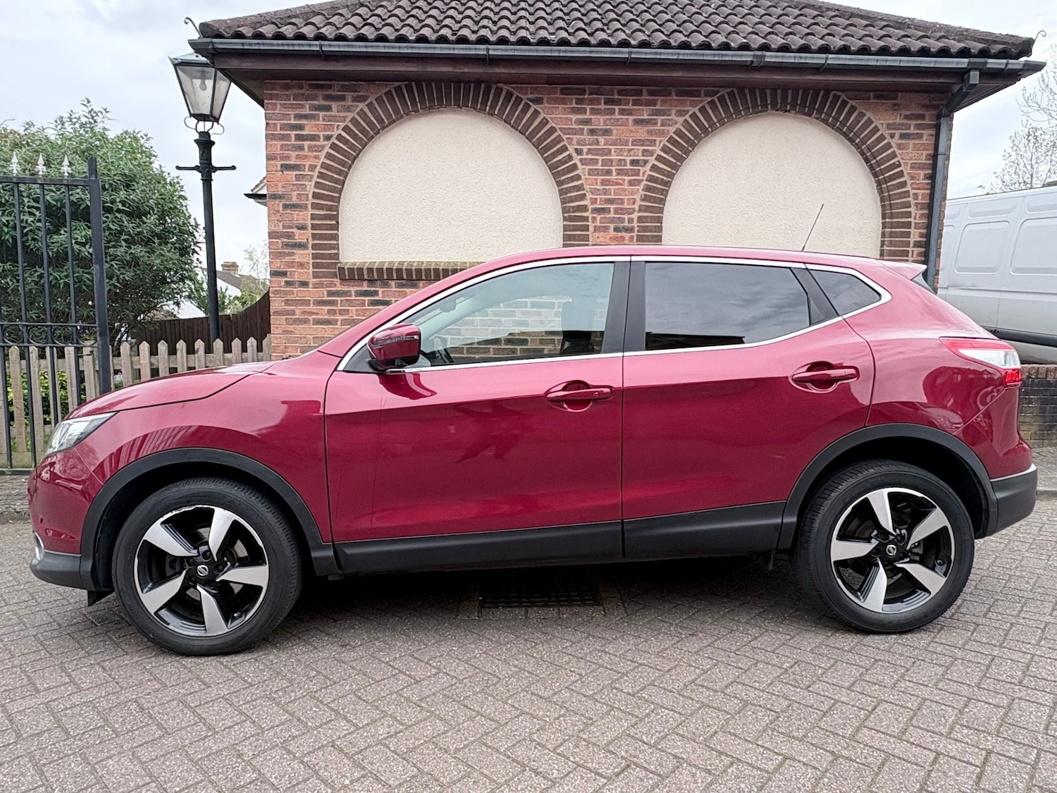 Used Nissan Qashqai 2016 for sale - 78213868: Photo 3