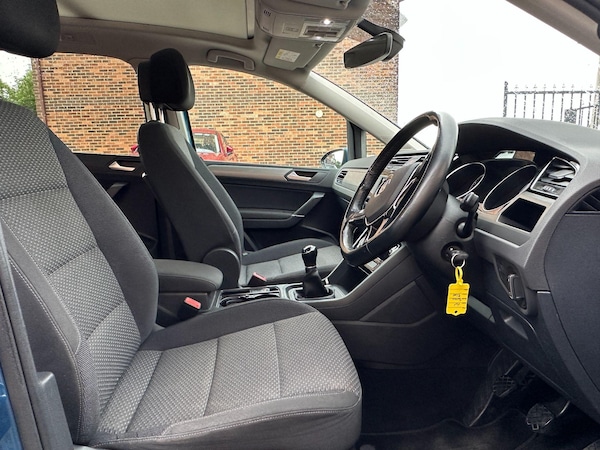 Used Volkswagen Touran 2017 for sale - 76283481: Photo 15