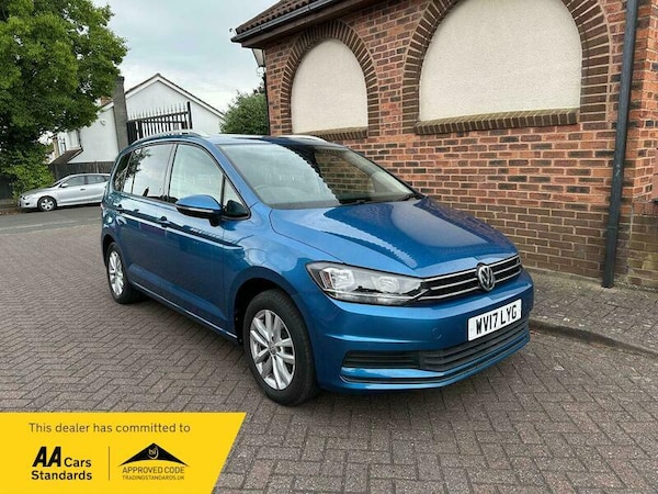 Used Volkswagen Touran 2017 for sale - 76283481: Photo 1