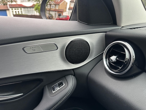 Used Mercedes-Benz C-Class 2020 for sale - 76227813: Photo 32