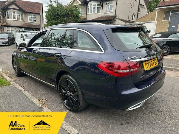 Used Mercedes-Benz C-Class 2020 for sale - 76227813: Photo 5