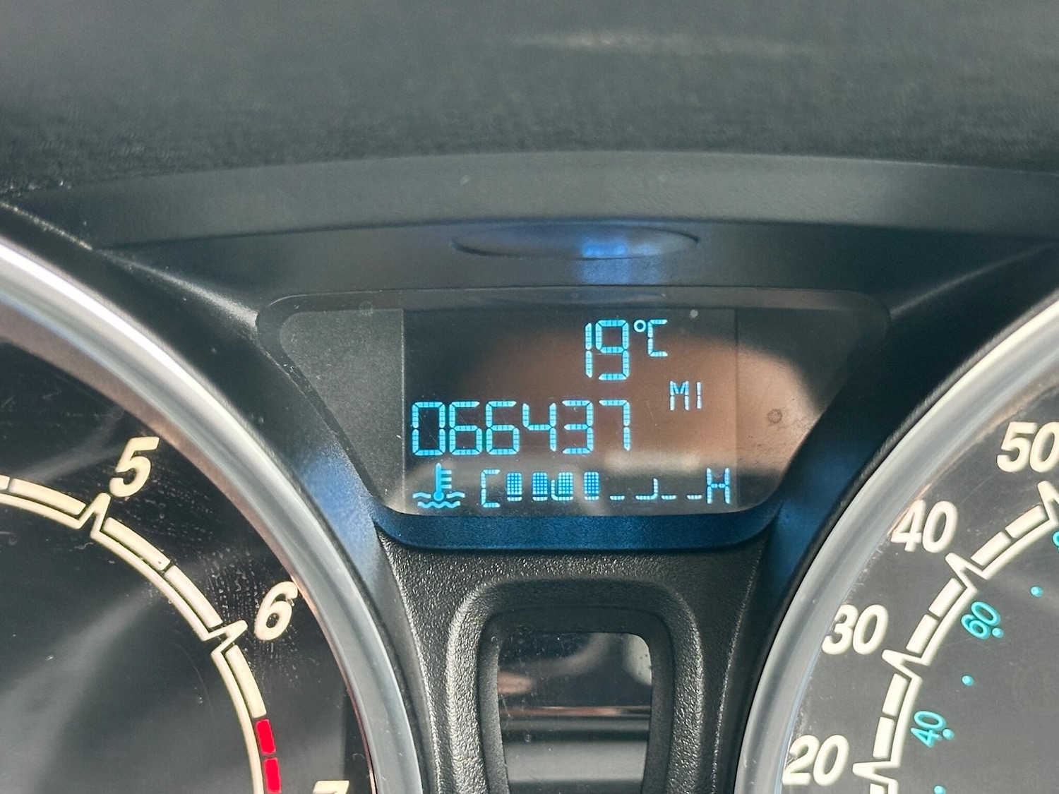 Used Ford Fiesta 2013 for sale - 76151363: Photo 29