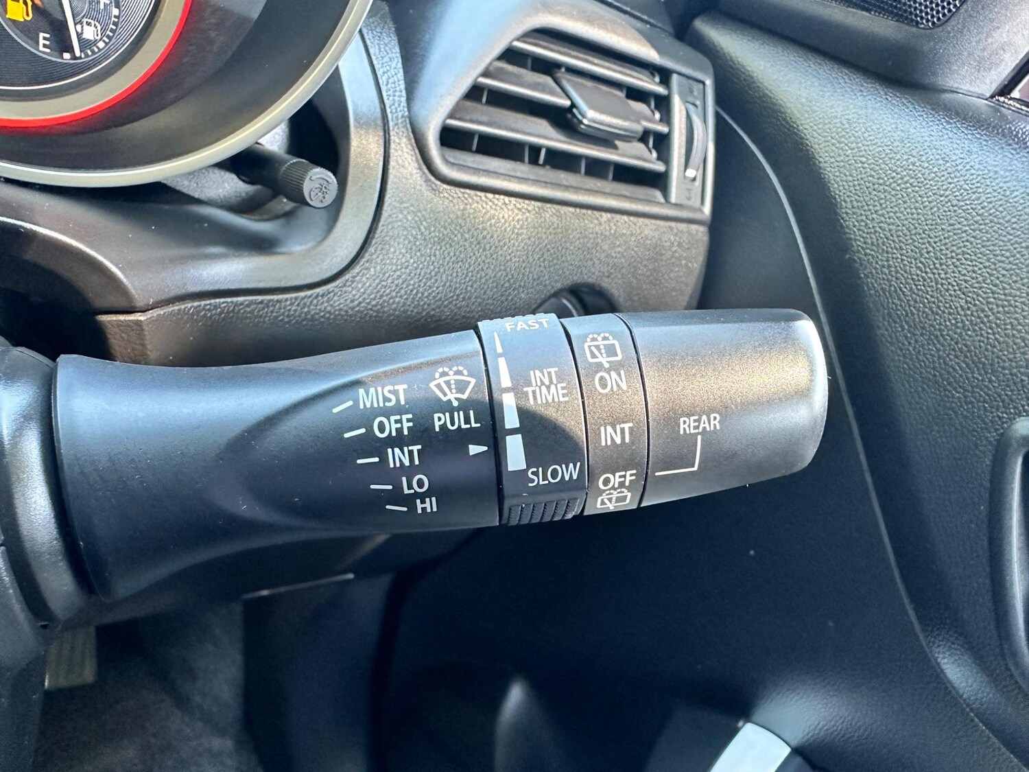 Used Suzuki Swift 2019 for sale - 76152849: Photo 31