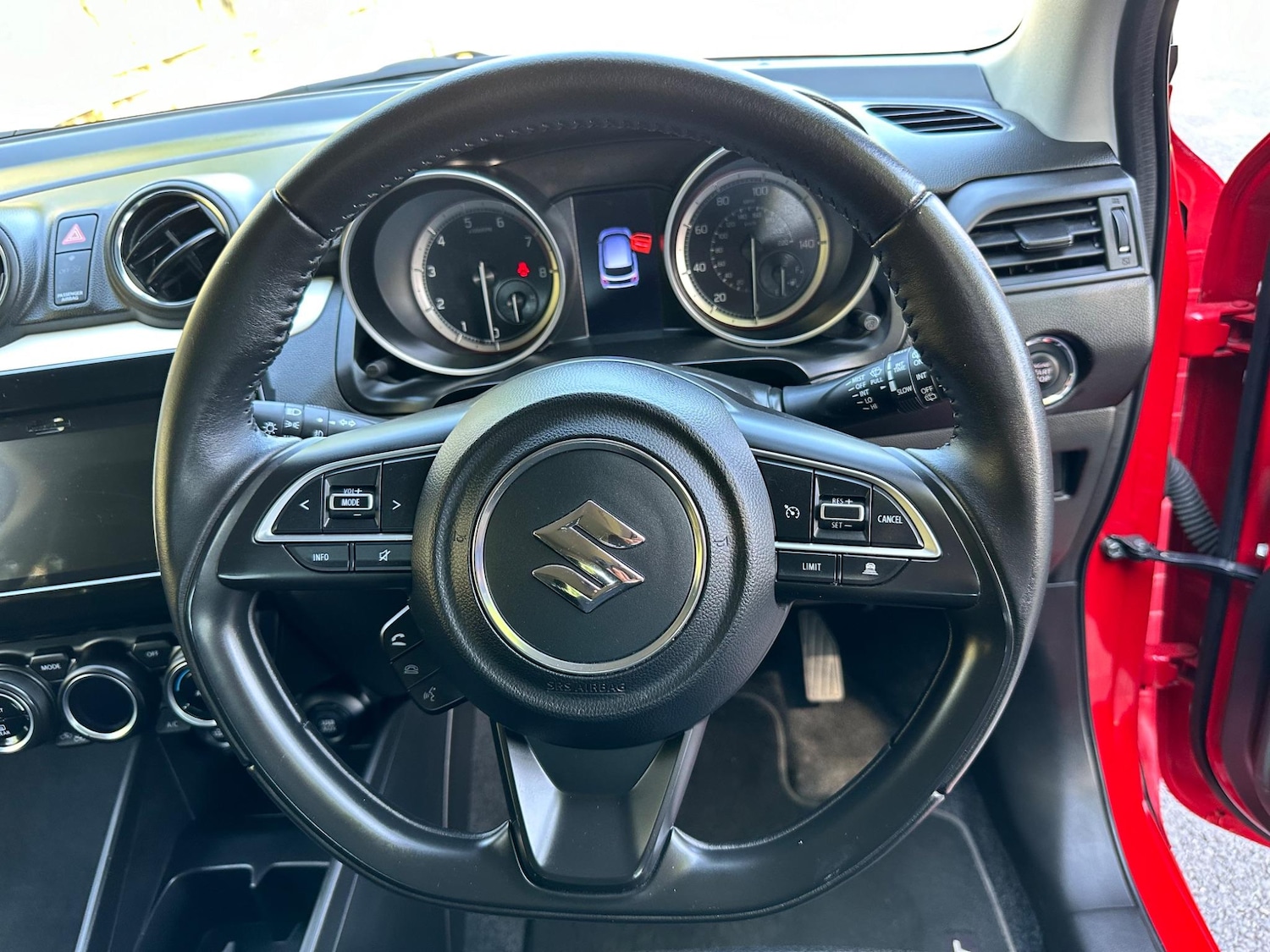 Used Suzuki Swift 2019 for sale - 76152849: Photo 66