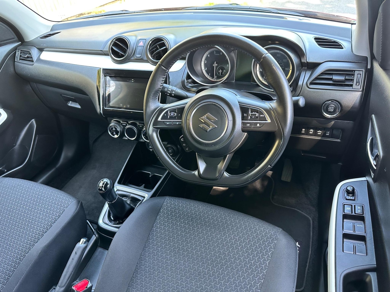 Used Suzuki Swift 2019 for sale - 76152849: Photo 81