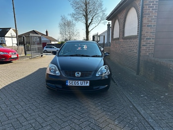 Used Honda Civic 2005 for sale - 77950273: Photo