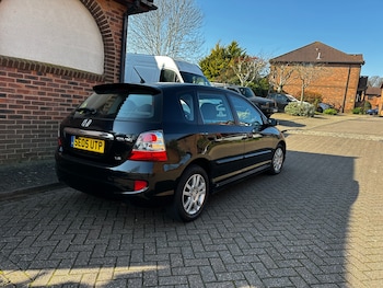 Used Honda Civic 2005 for sale - 77950273: Photo