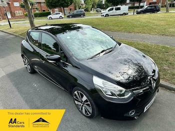 Used Renault Clio 2014 for sale - 76151868: Photo