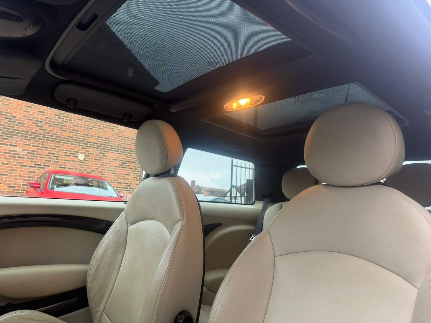 Used MINI Hatch 2010 for sale - 77450796: Photo 3