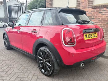 Used MINI Hatch 2018 for sale - 78502784: Photo