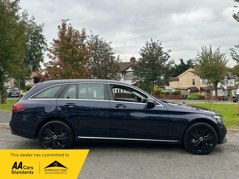 Used Mercedes-Benz C Class 2020 for sale - 76878242: Photo 10